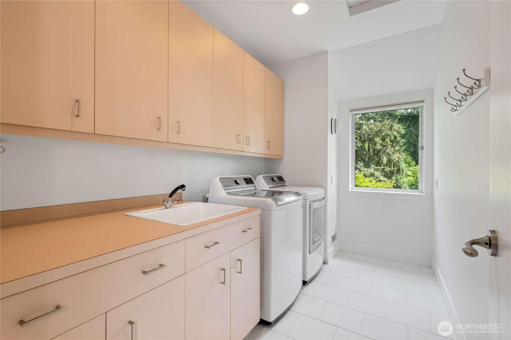 7393 Braemar Drive Edmonds WA 98026