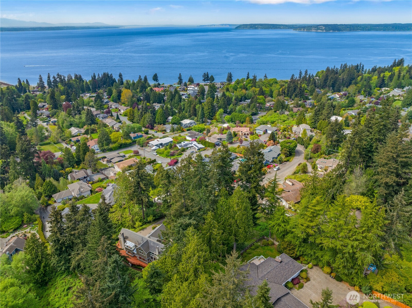 7393 Braemar Drive Edmonds WA 98026