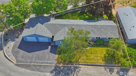 602 Ironwood Street Omak WA 98841