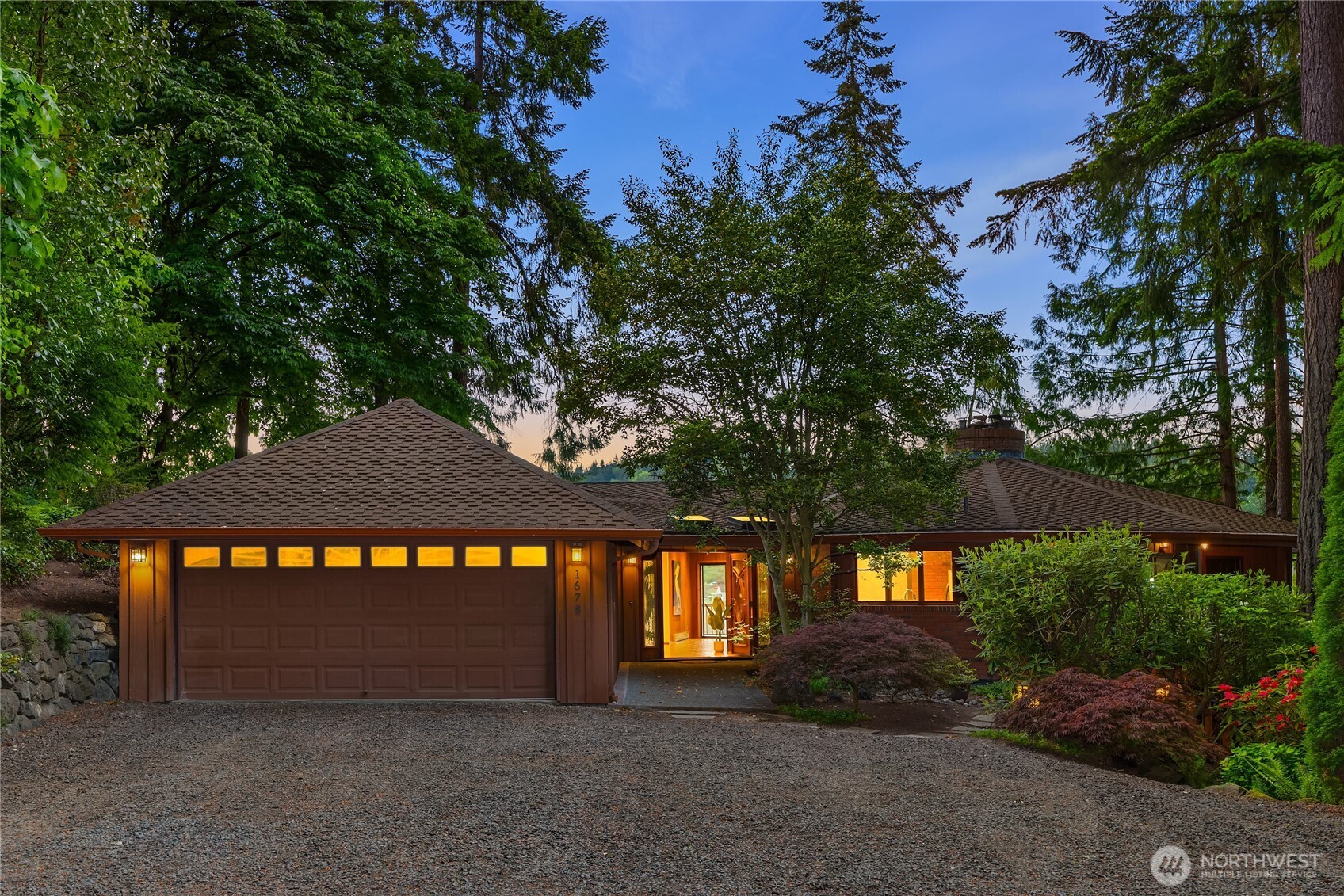 1678 NE Jacobson Road Poulsbo WA 98370