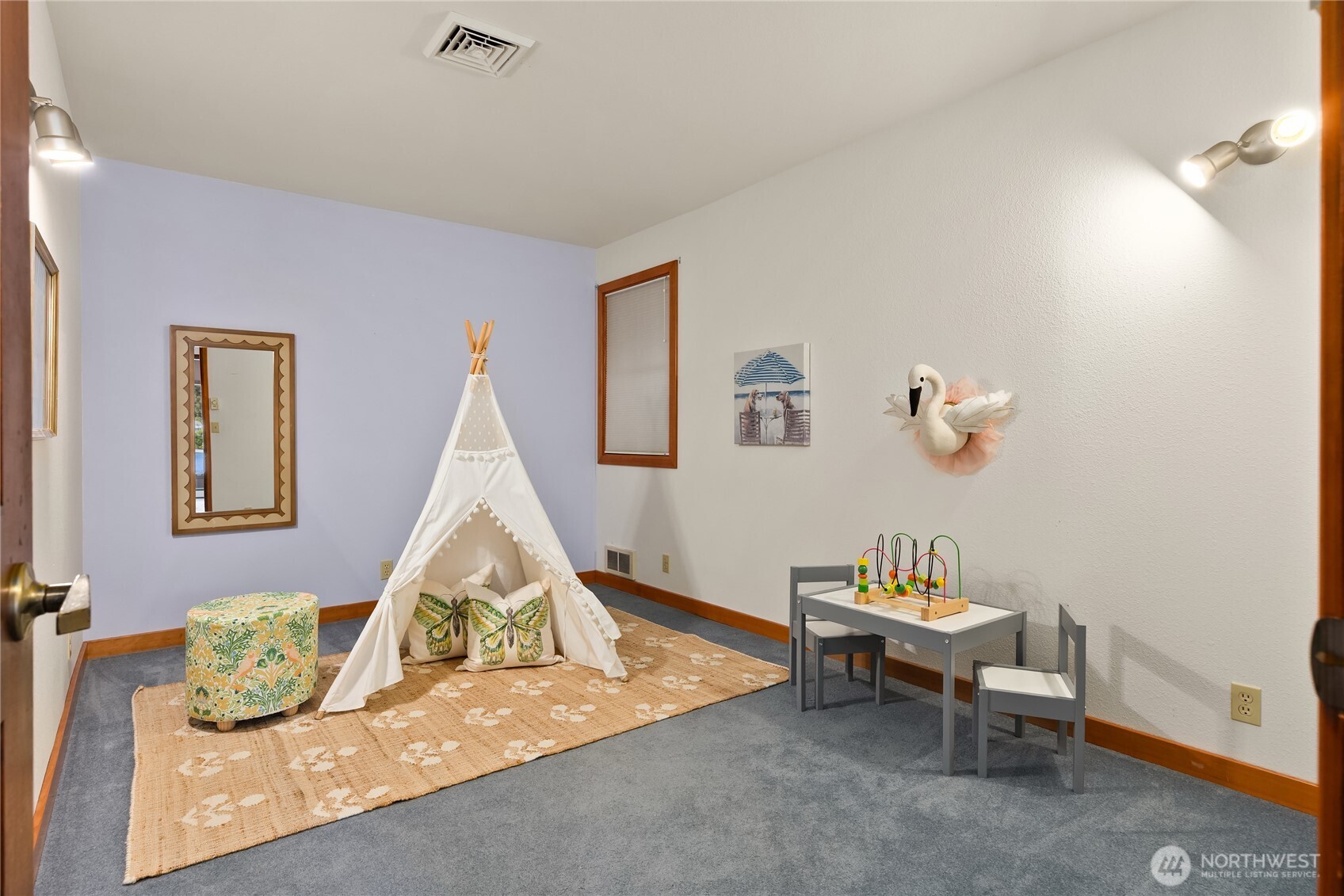 1678 NE Jacobson Road Poulsbo WA 98370
