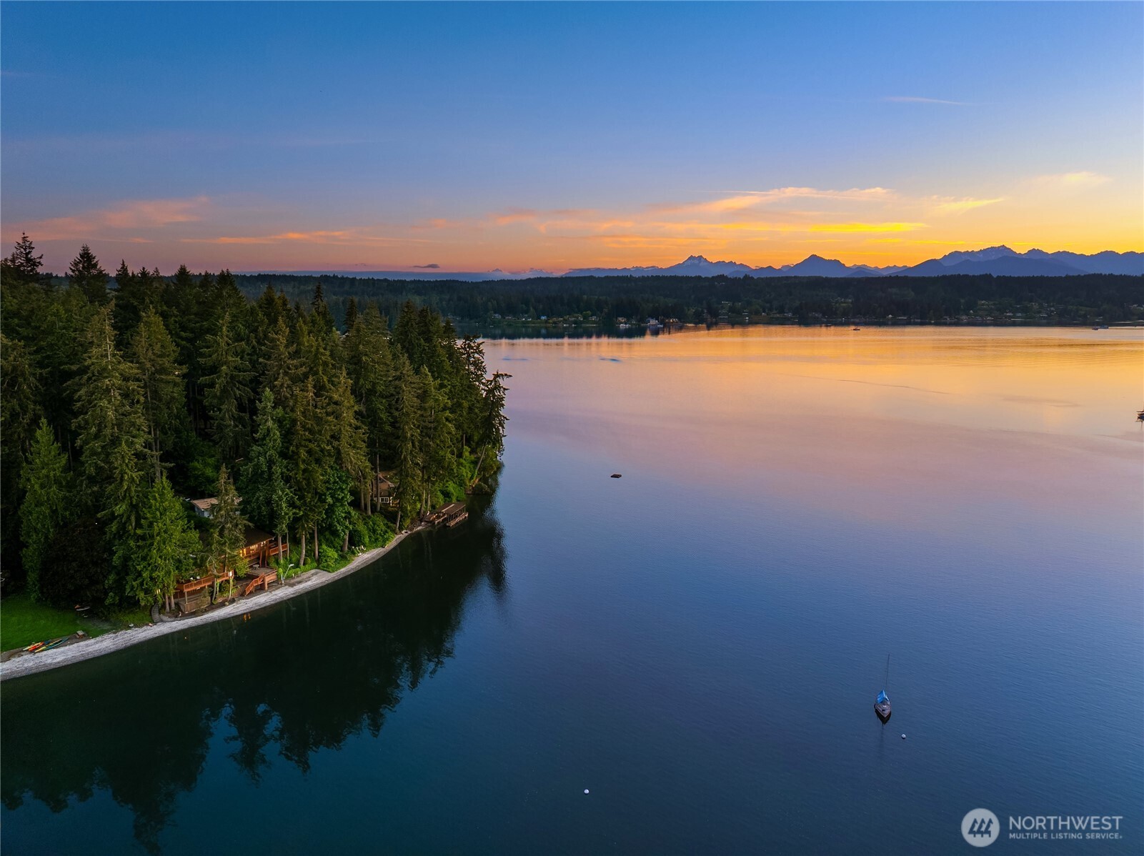 1678 NE Jacobson Road Poulsbo WA 98370