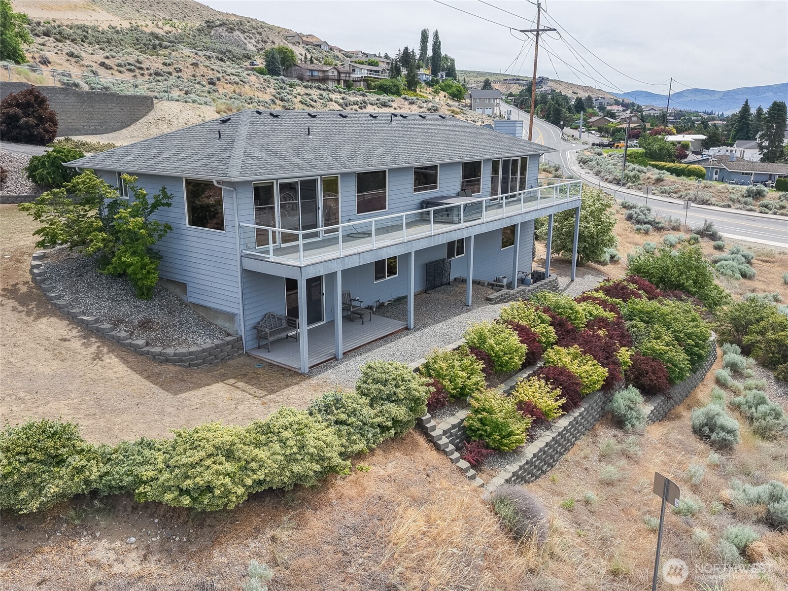 582 Lower Daniels Drive East Wenatchee WA 98802