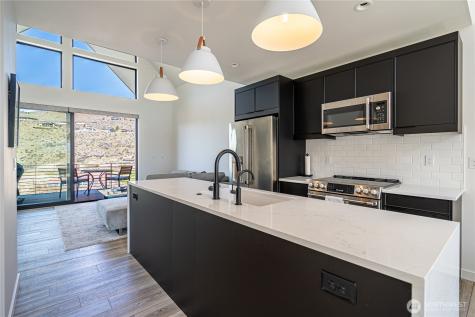 1418 Cottage Lane Chelan WA 98816