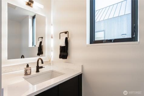 1418 Cottage Lane Chelan WA 98816