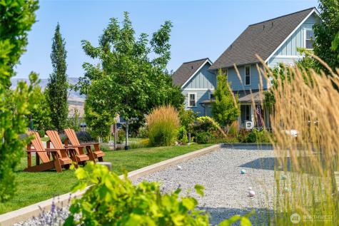 1418 Cottage Lane Chelan WA 98816