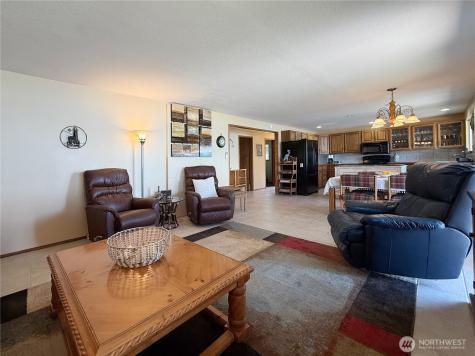 16 Saratoga (Including D-15) Drive Hat Island WA 98206