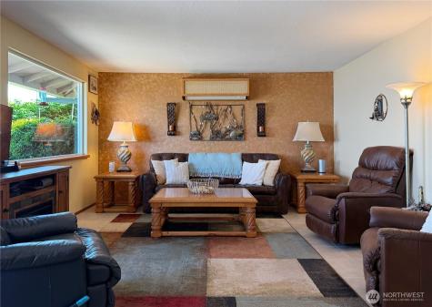 16 Saratoga (Including D-15) Drive Hat Island WA 98206