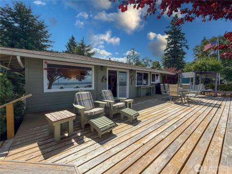 16 Saratoga (Including D-15) Drive Hat Island WA 98206