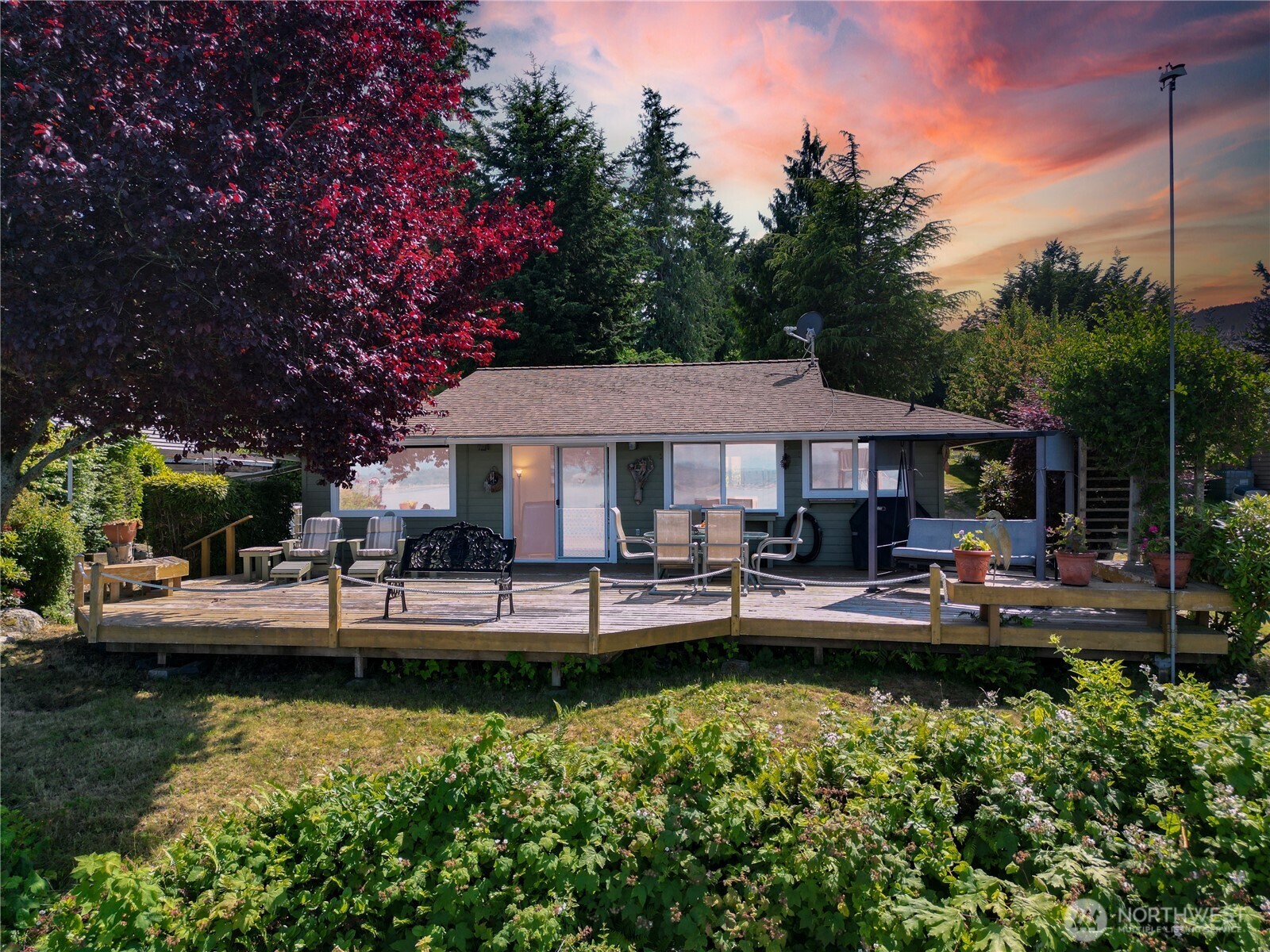 16 Saratoga (Including D-15) Drive Hat Island WA 98206