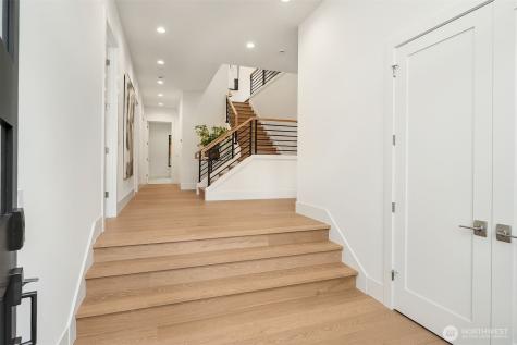 30 Enatai Drive Bellevue WA 98004