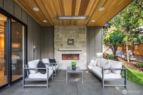 30 Enatai Drive Bellevue WA 98004