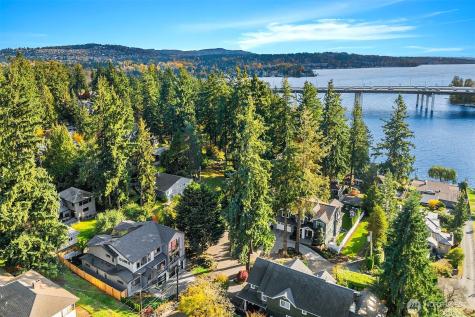 30 Enatai Drive Bellevue WA 98004