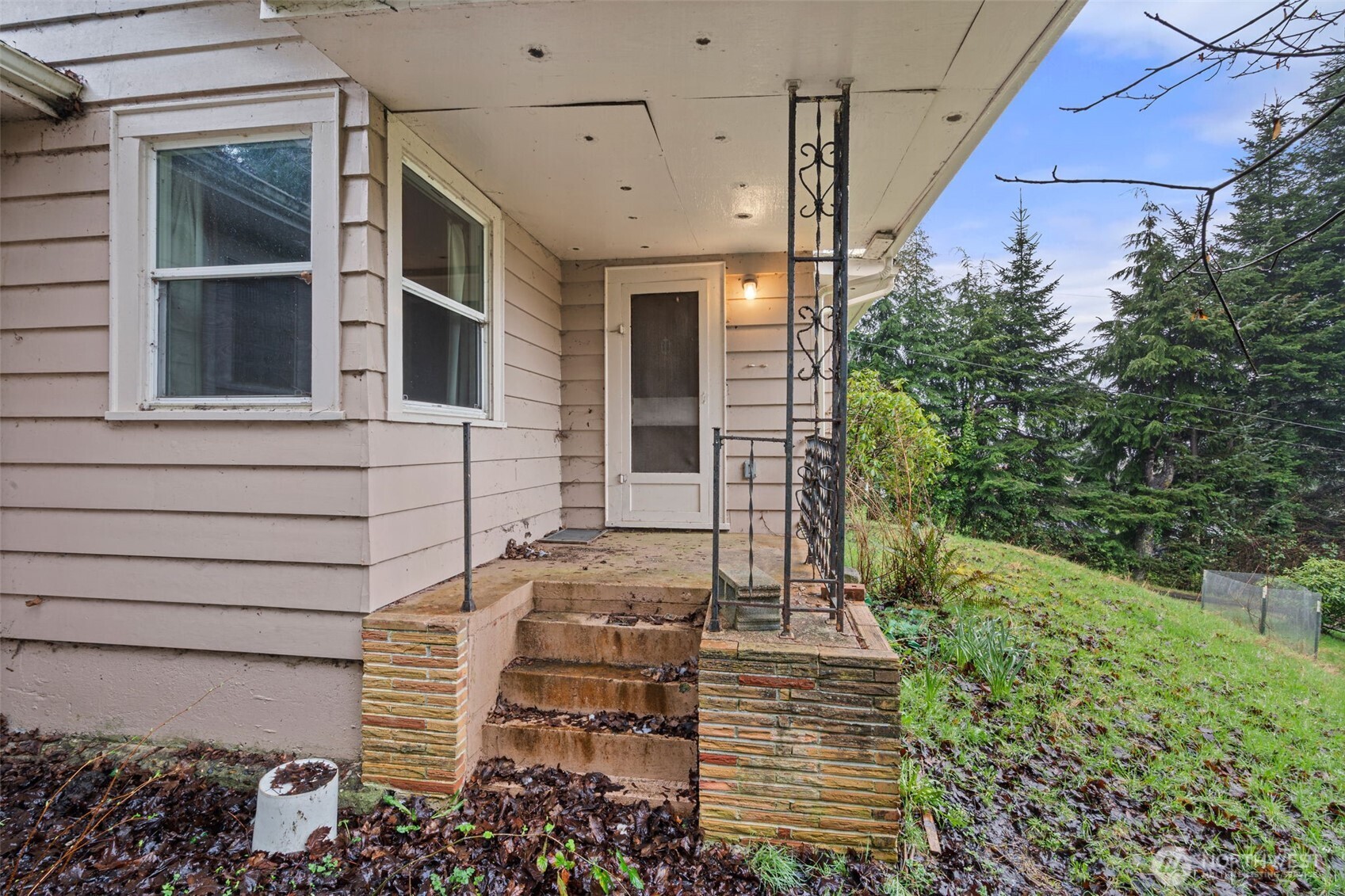 1905 Gerber Street Raymond WA 98577