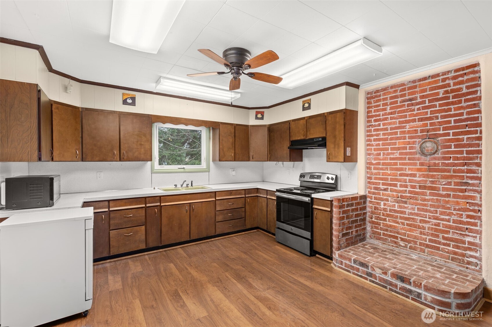 1905 Gerber Street Raymond WA 98577