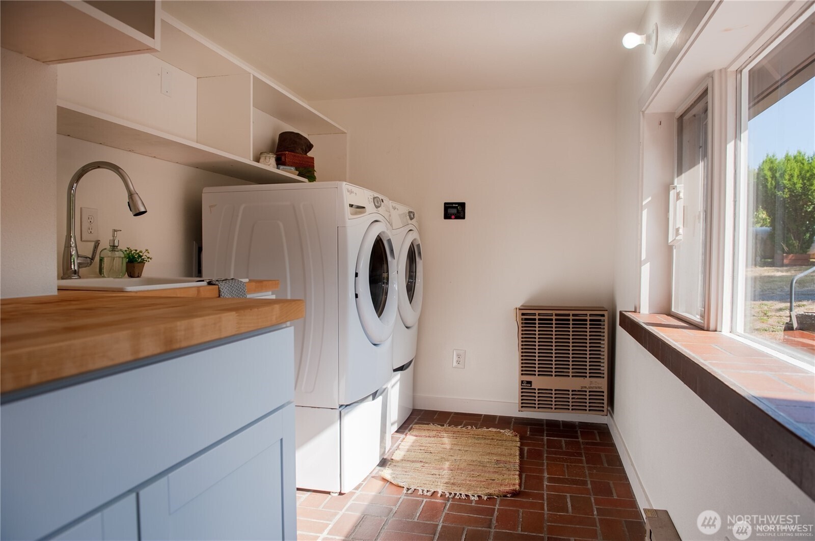 2395 W Shore Drive Lummi Island WA 98262