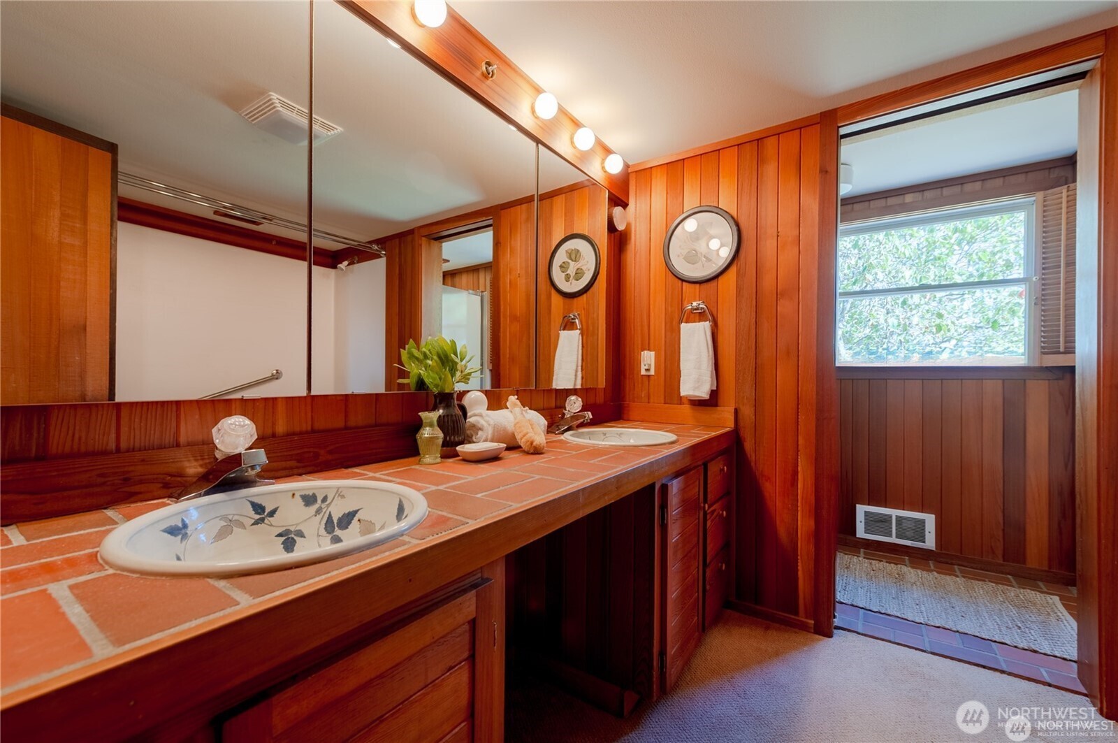2395 W Shore Drive Lummi Island WA 98262
