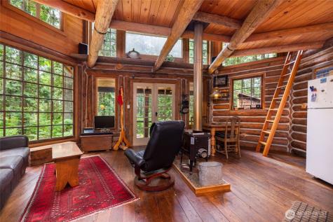 473 Wishkah Lane Center Island WA 98221