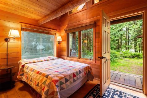 473 Wishkah Lane Center Island WA 98221