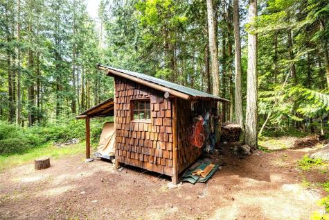 473 Wishkah Lane Center Island WA 98221