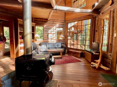 473 Wishkah Lane Center Island WA 98221