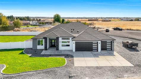 7897 Blackbird Loop NE Moses Lake WA 98837