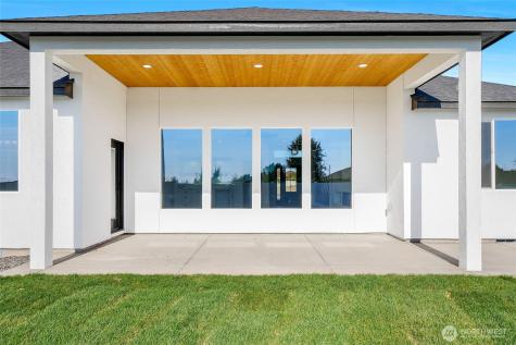7897 Blackbird Loop NE Moses Lake WA 98837