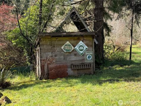 2750 Leland Valley Road W Quilcene WA 98376