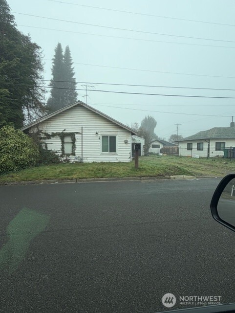 2105 D Street SE Auburn WA 98002
