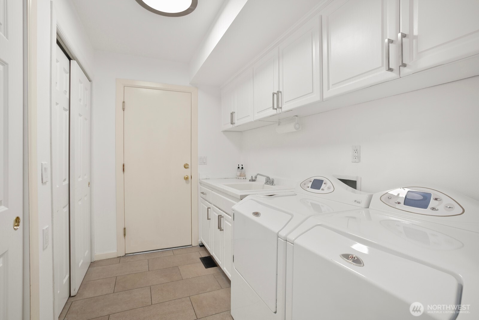 18451 NW Village Park Drive Issaquah WA 98027