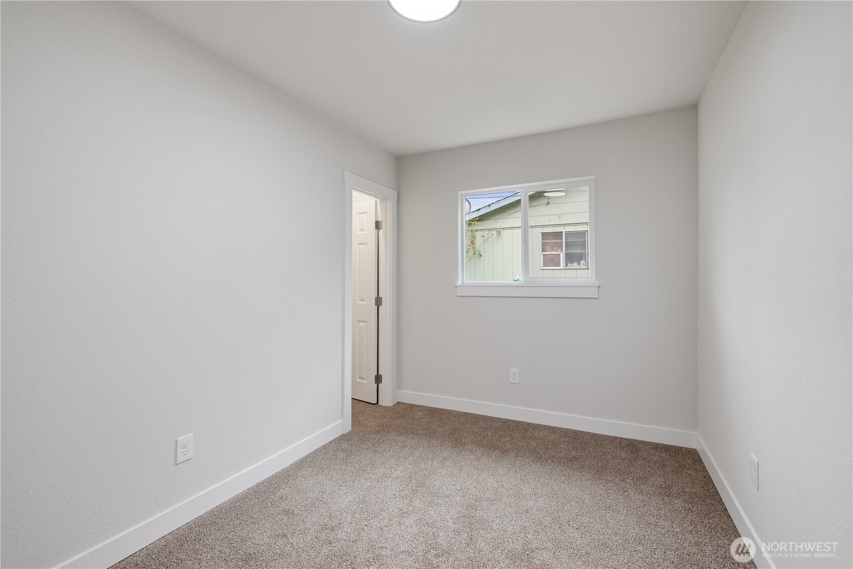 288 21st Avenue Longview WA 98632