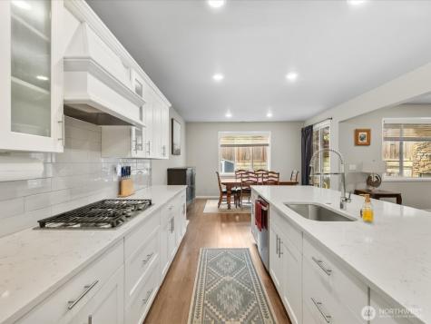 9903 14th Place SE Lake Stevens WA 98258