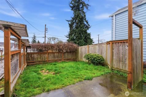 1027 Wetmore Everett WA 98201