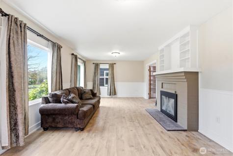 1027 Wetmore Everett WA 98201