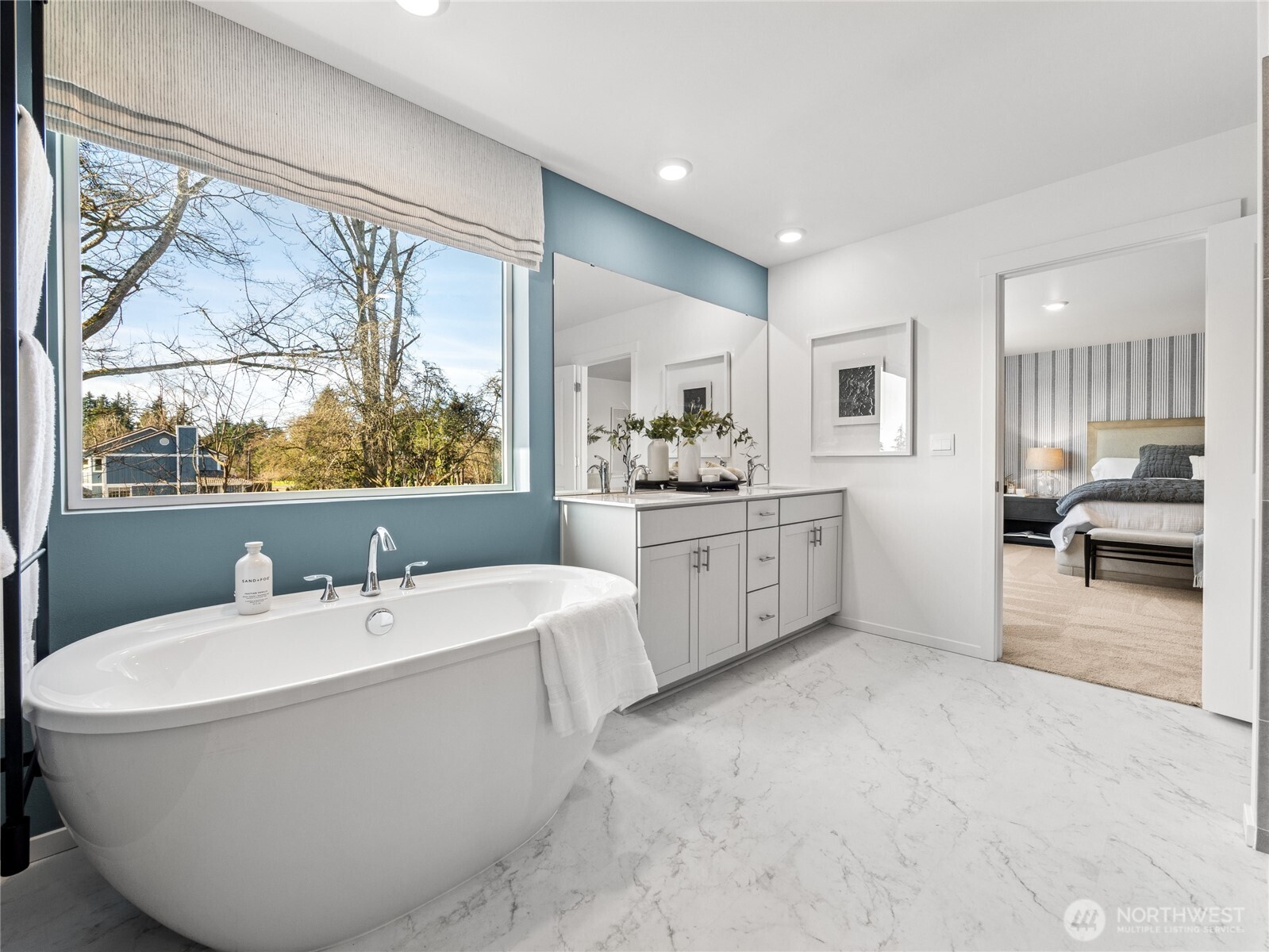 738 129th Street E Tacoma WA 98445