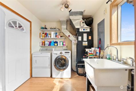 106 Knox Road Riverside WA 98849