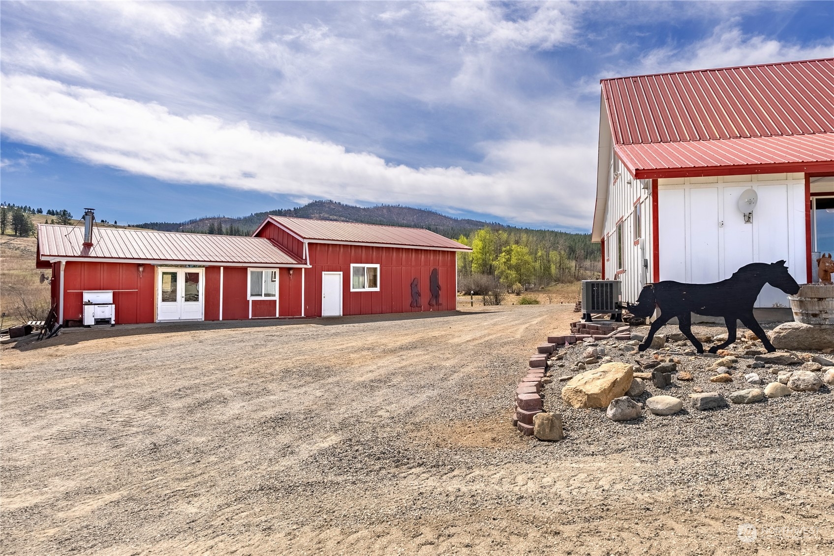 106 Knox Road Riverside WA 98849