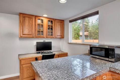 15035 NE 16th Street Bellevue WA 98007