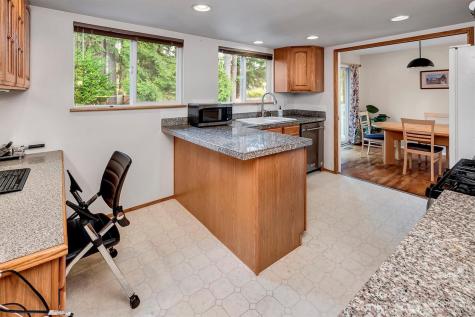 15035 NE 16th Street Bellevue WA 98007