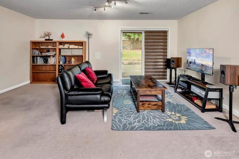 15035 NE 16th Street Bellevue WA 98007