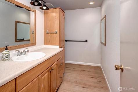 15035 NE 16th Street Bellevue WA 98007