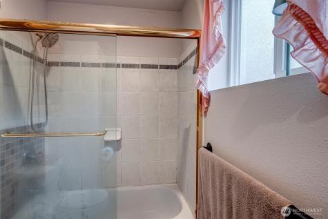 15035 NE 16th Street Bellevue WA 98007