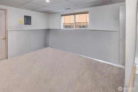 15035 NE 16th Street Bellevue WA 98007