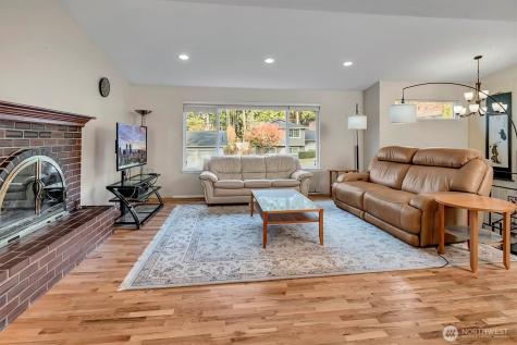 15035 NE 16th Street Bellevue WA 98007