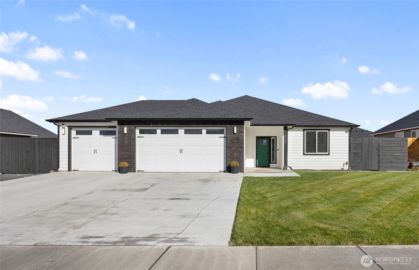 909 NE 5th Avenue Ephrata WA 98823