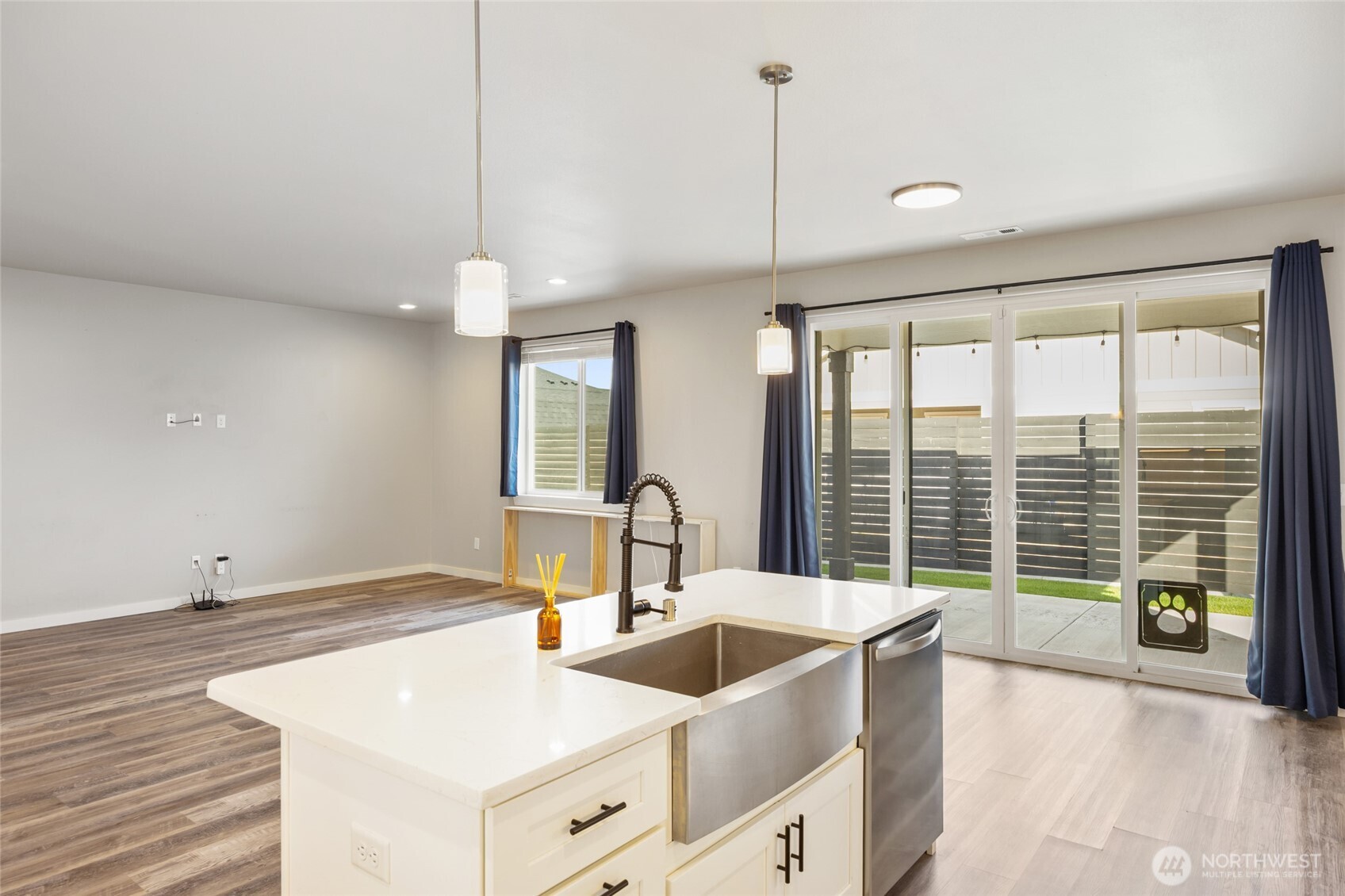 909 NE 5th Avenue Ephrata WA 98823