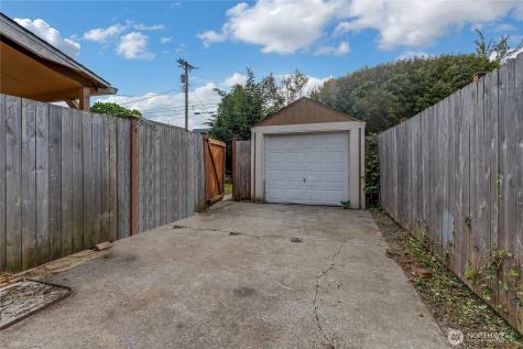 3842 E K Street Tacoma WA 98404