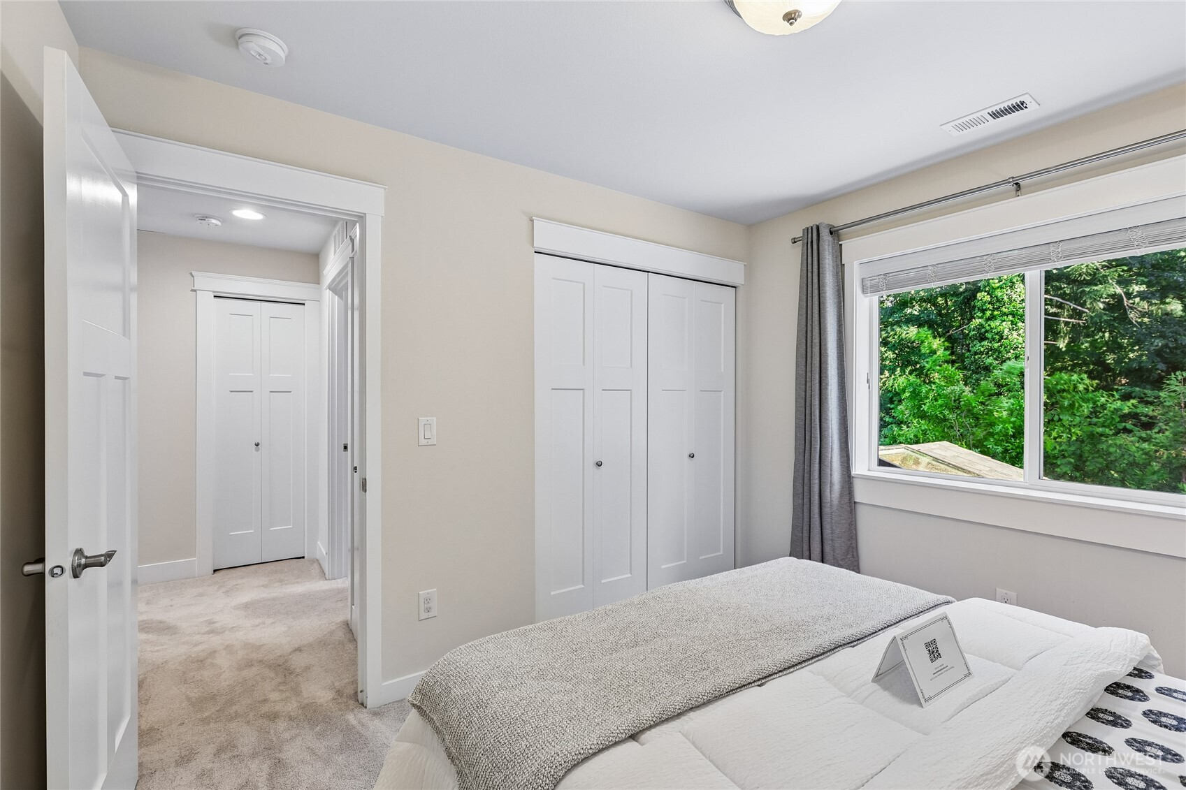 22907 SE 52nd Street Issaquah WA 98029
