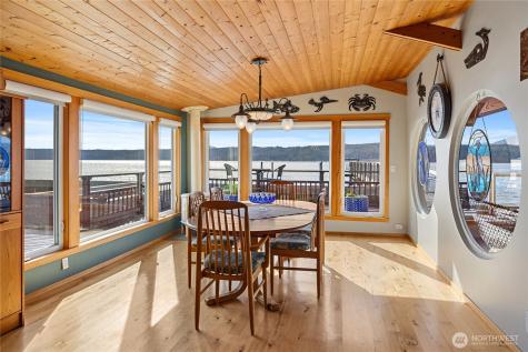18511 NE North Shore Road Tahuya WA 98588