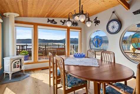 18511 NE North Shore Road Tahuya WA 98588